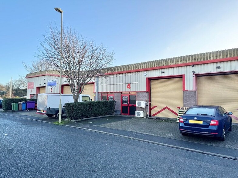 Newgate Ln, Fareham à louer - Photo de l’immeuble – Image 2 sur 15