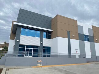Plus de détails pour 900 Marlborough ave, Riverside, CA - Industriel/Logistique à louer