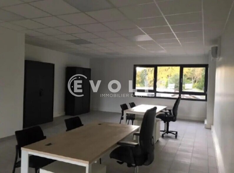 Local d’activités dans Fleurieu-sur-Saône à louer - Photo intérieure – Image 3 sur 7