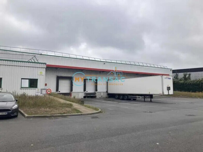 Industriel/Logistique dans Mitry-Mory à louer - Photo de l’immeuble – Image 1 sur 17