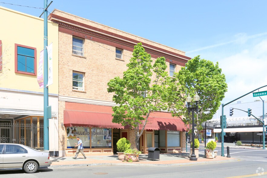1709 Sonoma Blvd, Vallejo, CA à vendre - Photo de l’immeuble – Image 3 sur 13