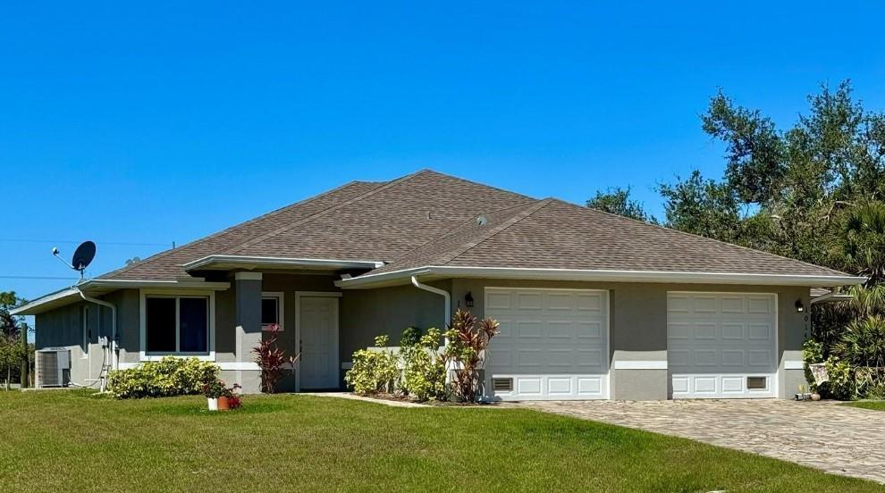10141 & 10143 Amicola St, Port Charlotte, FL à vendre Photo de l’immeuble– Image 1 sur 16