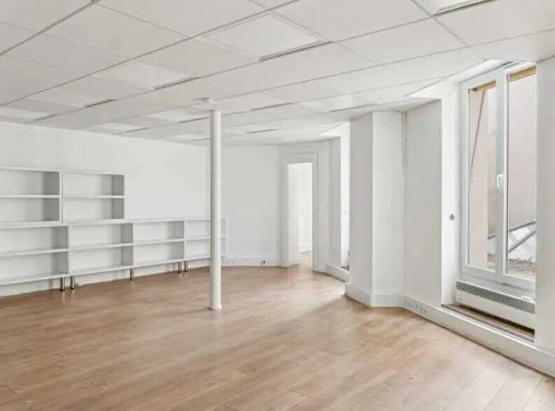Bureau dans Paris à louer - Photo de l’immeuble – Image 2 sur 6