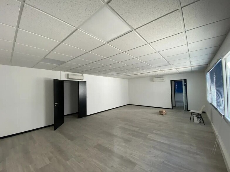 19 Avenue Henri Becquerel, Mérignac à louer - Photo de l’immeuble – Image 3 sur 7