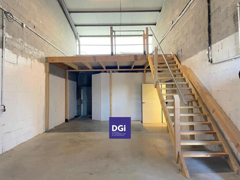 Local d’activités dans Nîmes à louer - Photo intérieure – Image 3 sur 4