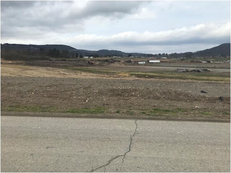 Wilson Industrial Parkway, Towanda, PA à vendre - Photo principale – Image 1 sur 6