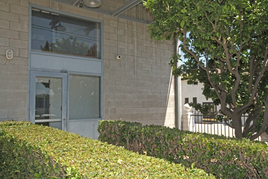 25208 Broadwell Ave, Harbor City, CA à louer - Photo de l’immeuble – Image 3 sur 18