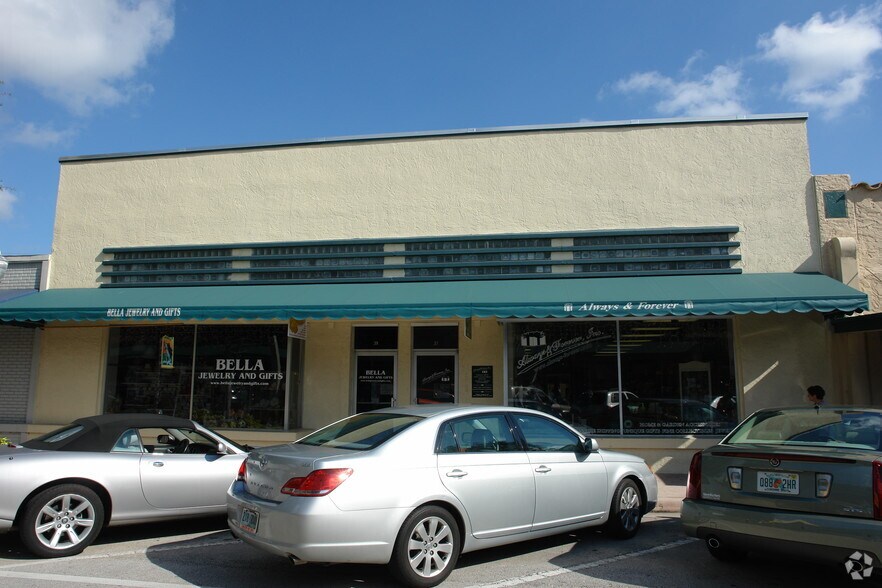 37 SW Osceola St, Stuart, FL à louer - Photo de l’immeuble – Image 2 sur 3