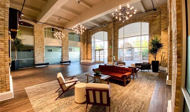 665 Seward Ave NW, Grand Rapids, MI à louer - Photo intérieure – Image 2 sur 4