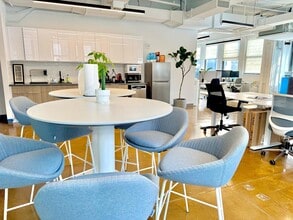 347 7th Ave, New York, NY à louer Photo intérieure– Image 2 sur 4