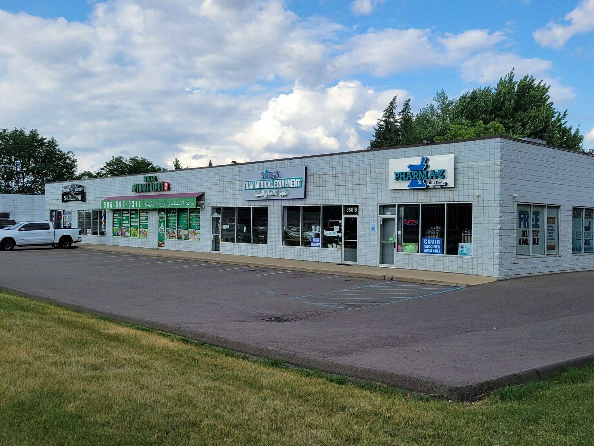 35814-35838 Dequindre Rd, Sterling Heights, MI à louer Photo principale– Image 1 sur 2