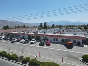 980 N State St, Hemet, CA à louer Photo de l’immeuble– Image 1 sur 1