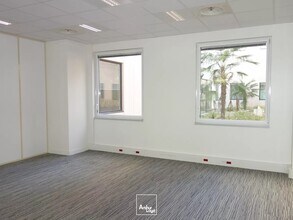 17 Rue Du Petit Albi, Cergy à louer Photo intérieure– Image 2 sur 11