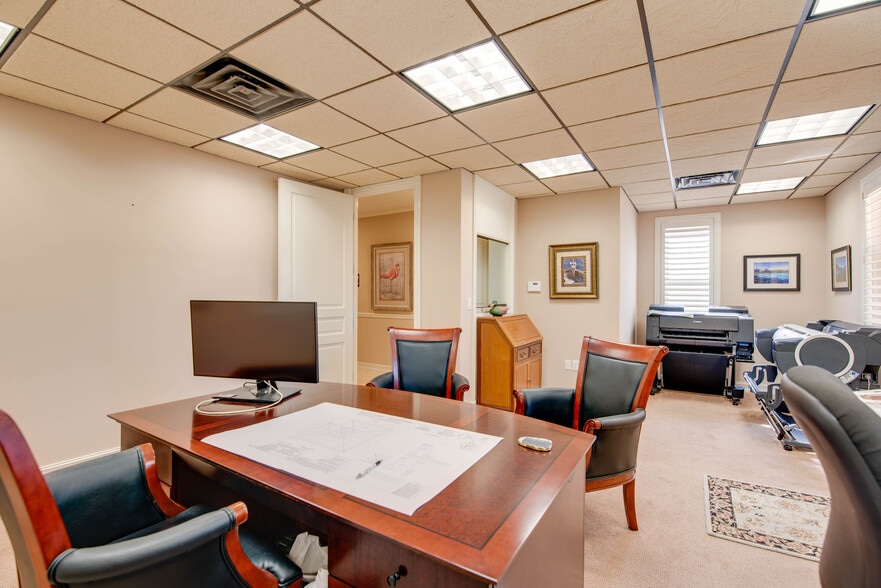 87847 Overseas Hwy, Islamorada, FL à vendre - Photo intérieure – Image 3 sur 46