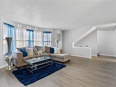 8627 Countryshire Ln, Kansas City, MO à vendre - Photo de l’immeuble – Image 2 sur 32