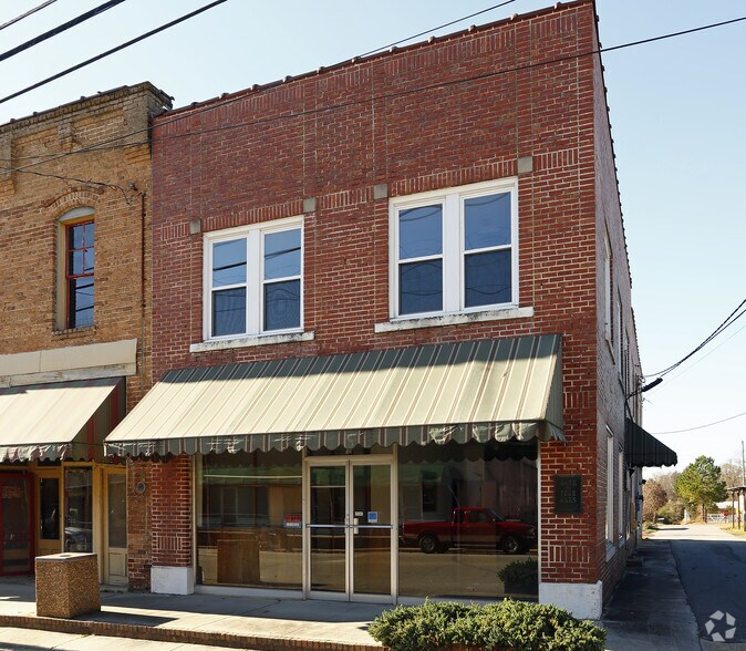 111 N Main St, Four Oaks, NC à louer - Photo principale – Image 1 sur 5
