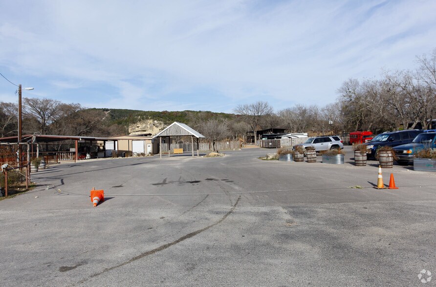 11860 FM 306, New Braunfels, TX à vendre - Photo de l’immeuble – Image 2 sur 3