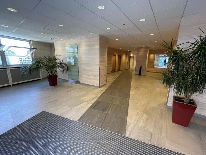 1 Place Du Sud, Puteaux à vendre - Hall d’entrée – Image 3 sur 36