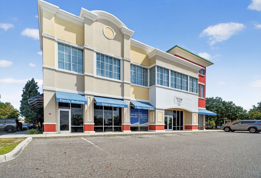 15701 State Road 50, Clermont, FL à louer - Photo de l’immeuble – Image 2 sur 20