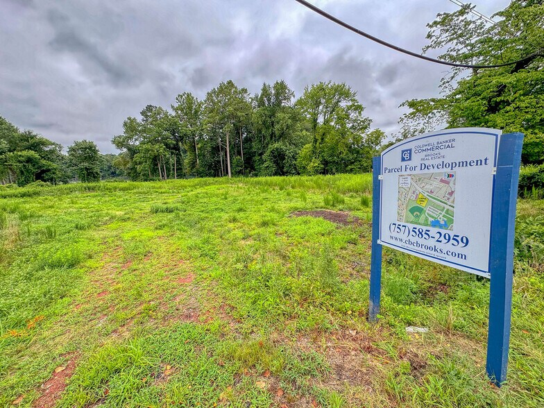 7829 Richmond Rd, Toano, VA à vendre - Photo de l’immeuble – Image 2 sur 7