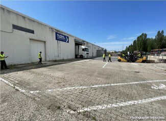 Plus de détails pour Industriel/Logistique à louer