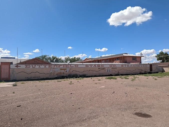 612 W Hopi Dr, Holbrook, AZ à vendre - Photo de l’immeuble – Image 3 sur 9
