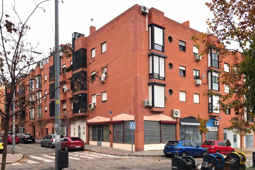Calle Marte portefeuille de 2 biens à vendre sur LoopNet.fr - Photo de l’immeuble – Image 2 sur 4