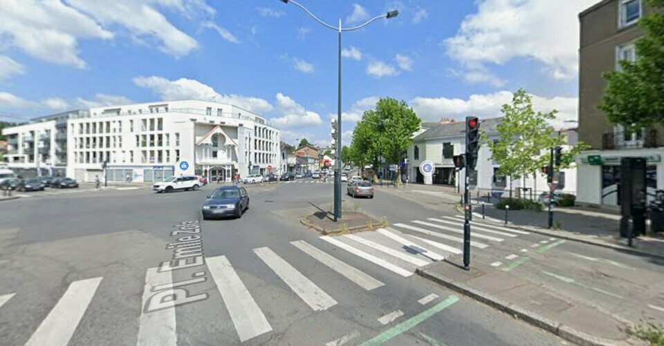 Local commercial dans Nantes à louer Photo de l’immeuble– Image 1 sur 3