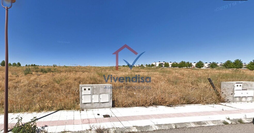 Terrain dans Cabanillas del Campo, Guadalajara à vendre - Photo de l’immeuble – Image 2 sur 4