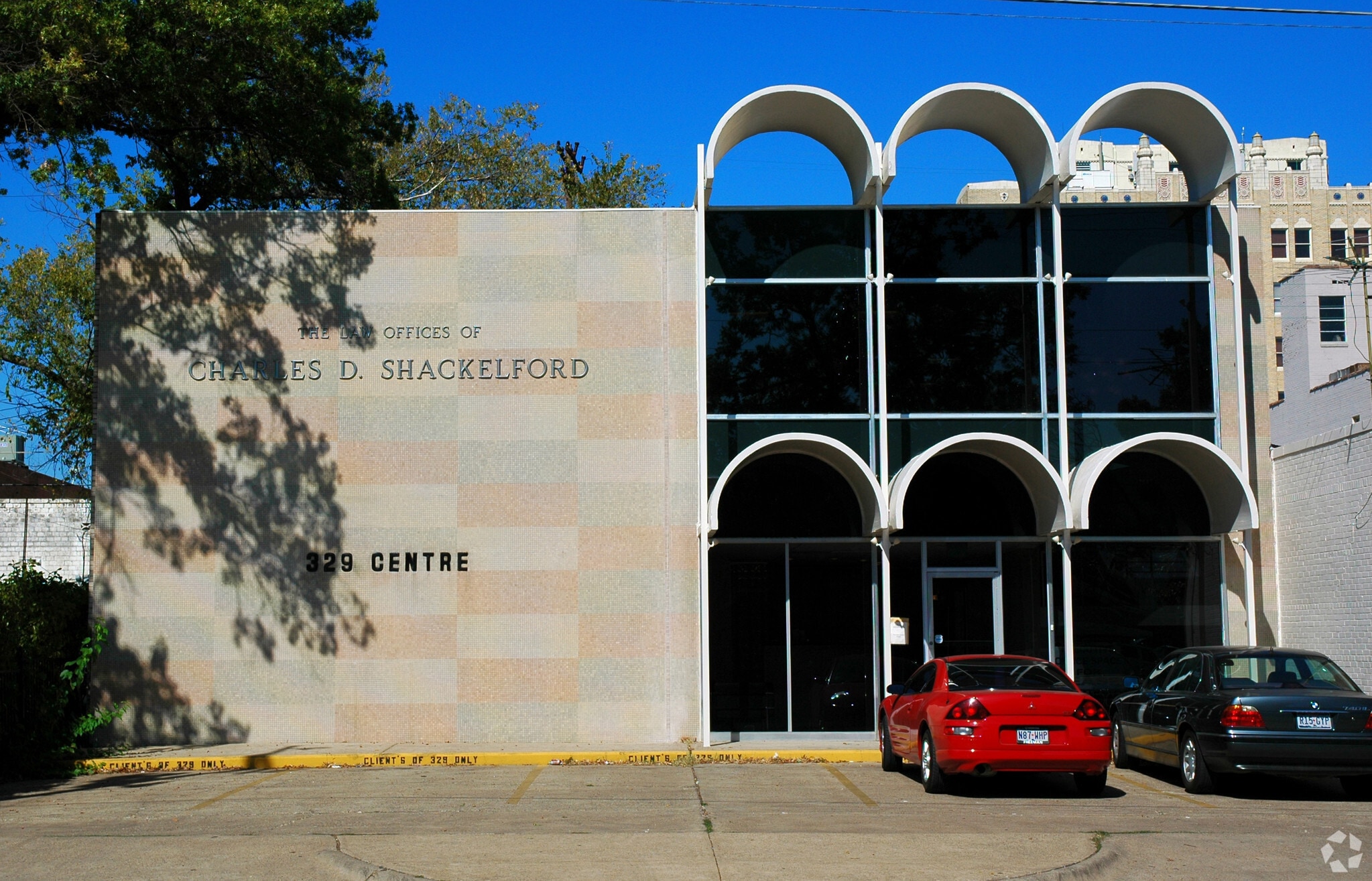 329 Centre St, Dallas, TX à louer Photo principale– Image 1 sur 4