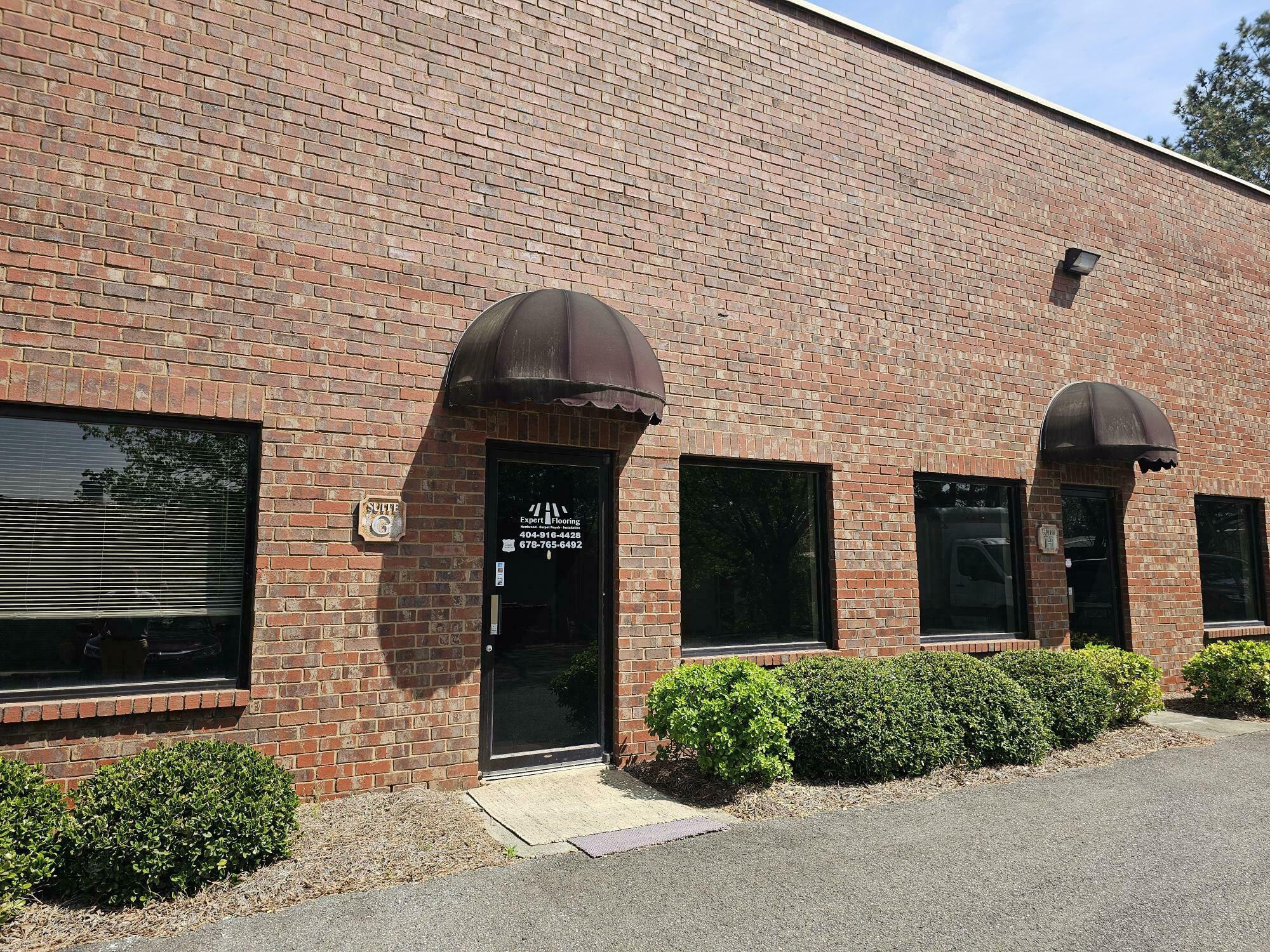 1008 Industrial Ct, Suwanee, GA à louer Photo de l’immeuble– Image 1 sur 5
