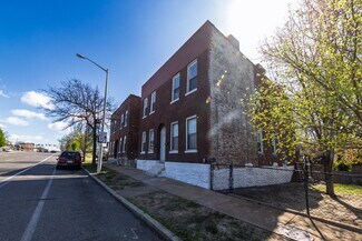 Plus de détails pour 3244 Gravois Ave, Saint Louis, MO - Logement à vendre