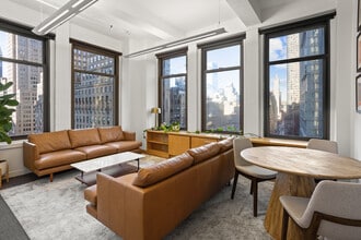 561 Seventh Ave, New York, NY à louer Photo intérieure– Image 1 sur 6