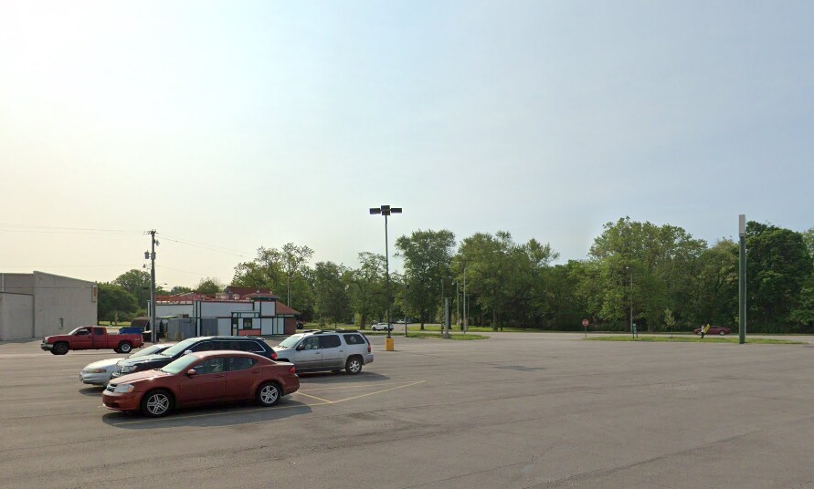 3603 Brooklyn Ave, Fort Wayne, IN à louer - Photo de l’immeuble – Image 3 sur 3