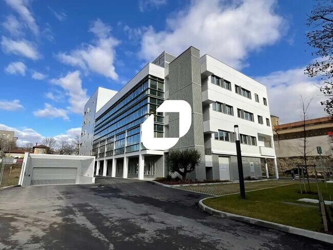 Plus de détails pour Bureau à louer