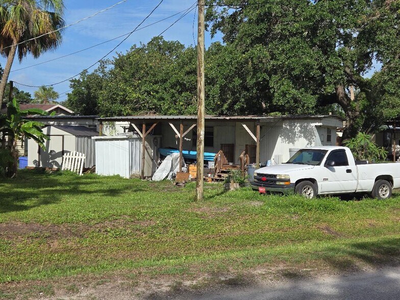 9801 New York St, Gibsonton, FL à vendre - Photo de l’immeuble – Image 2 sur 9