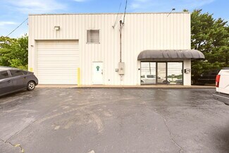 Plus de détails pour 2533 Hoitt Ave, Knoxville, TN - Industriel/Logistique à vendre