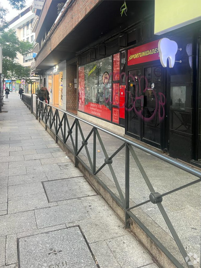 Local commercial dans Alcorcón, Madrid à louer Photo intérieure– Image 1 sur 17