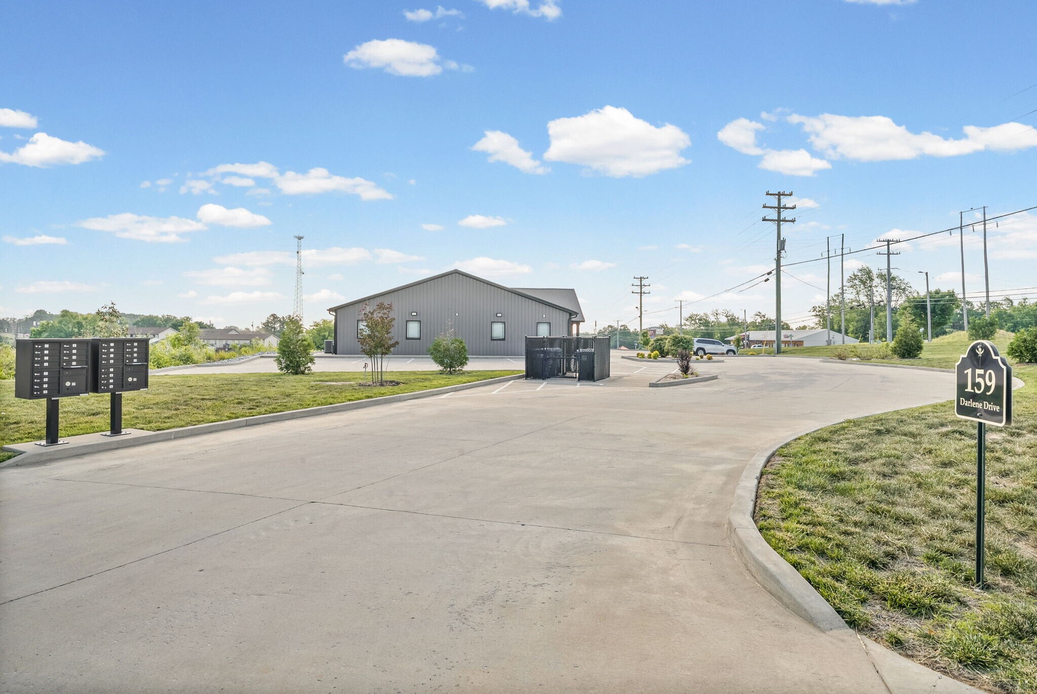 159 Darlene Dr, Clarksville, TN à louer Photo de l’immeuble– Image 1 sur 30
