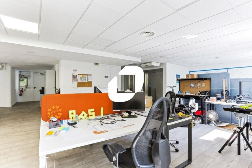 Bureau dans Boulogne-Billancourt à vendre - Photo intérieure – Image 3 sur 14