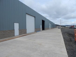 Plus de détails pour 1505 Green Siding Rd, Roseburg, OR - Industriel/Logistique à louer