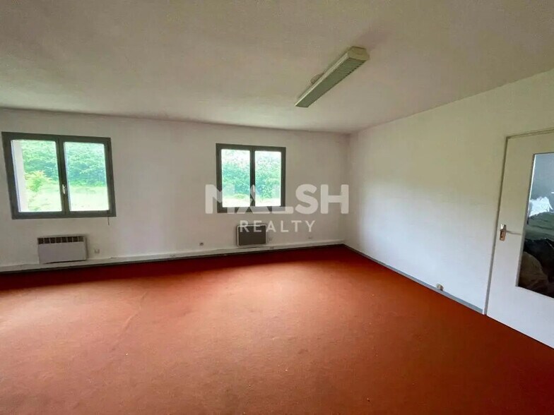 Local d'activités dans Saint-Genis-Laval à vendre - Photo intérieure – Image 3 sur 15