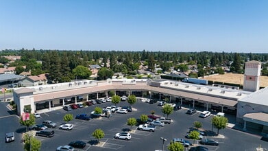 5201-5211 W. Goshen Ave, Visalia, CA à louer Photo intérieure– Image 2 sur 5