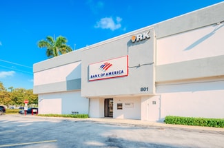 Plus de détails pour 801 E Hallandale Beach Blvd, Hallandale Beach, FL - Local commercial à louer