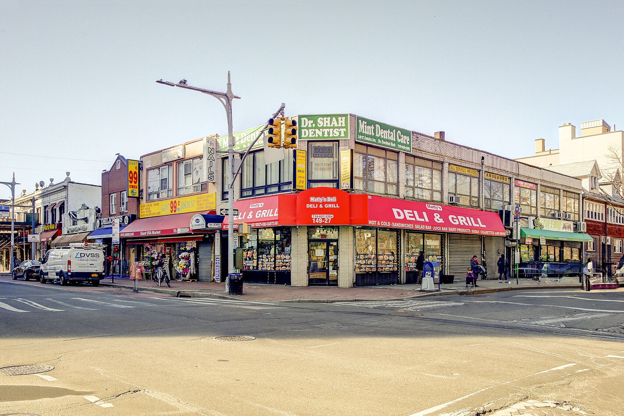 149-27 Jamaica Ave, Jamaica, NY à vendre Photo de l’immeuble– Image 1 sur 2
