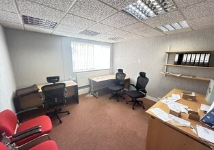 383 Garretts Green Ln, Birmingham à louer Photo intérieure– Image 1 sur 1