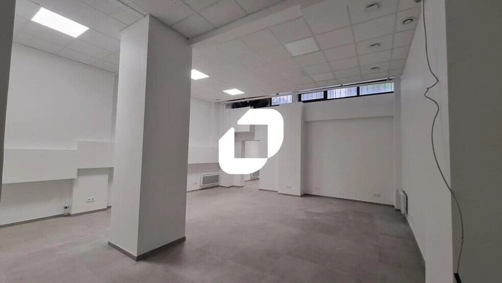 4 Rue Martel, Paris à louer - Photo de l’immeuble – Image 2 sur 12