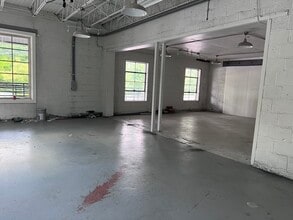 1240 Old Chattahoochee Ave NW, Atlanta, GA à louer Photo intérieure– Image 2 sur 24