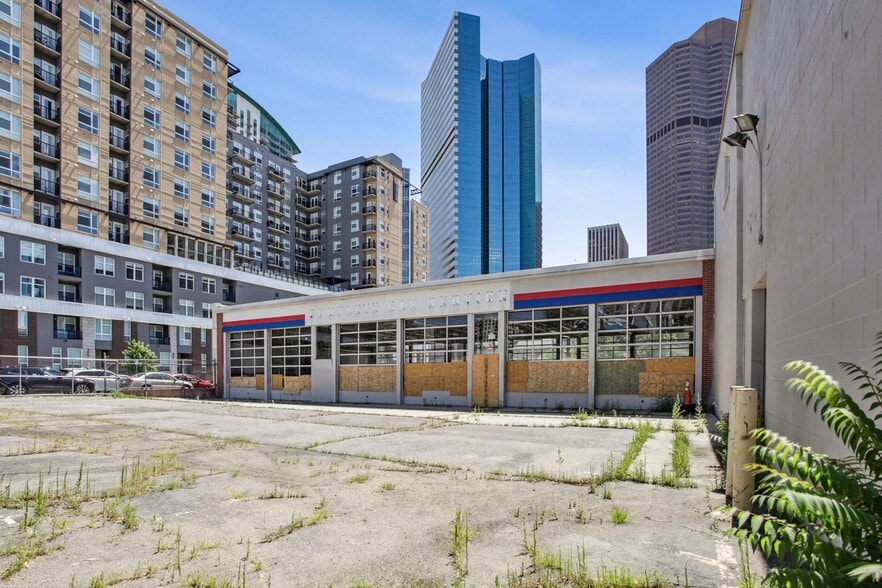 2000 Broadway, Denver, CO à vendre - Photo de l’immeuble – Image 3 sur 13