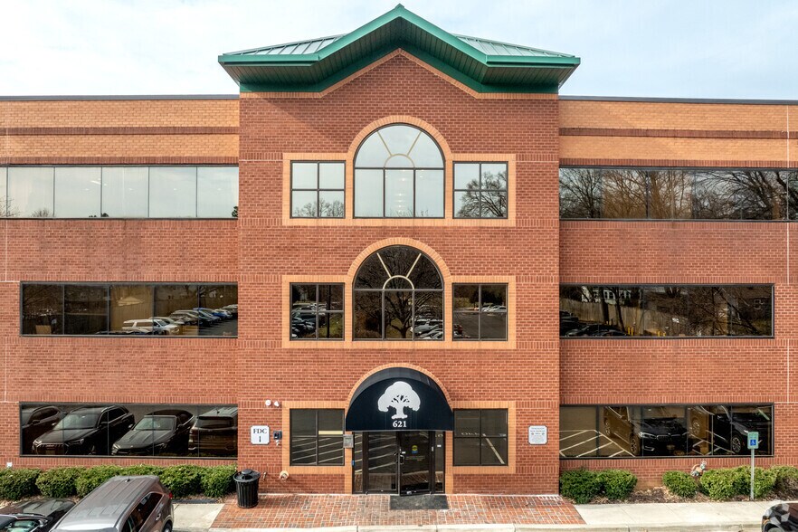 621 Ridgely Ave, Annapolis, MD à vendre - Photo de l’immeuble – Image 2 sur 8